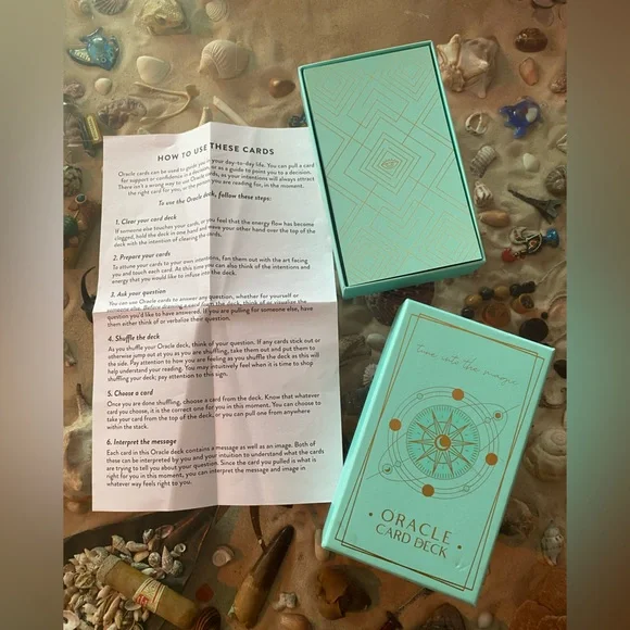 ORACLE DECK CARD - Picture 2 of 4